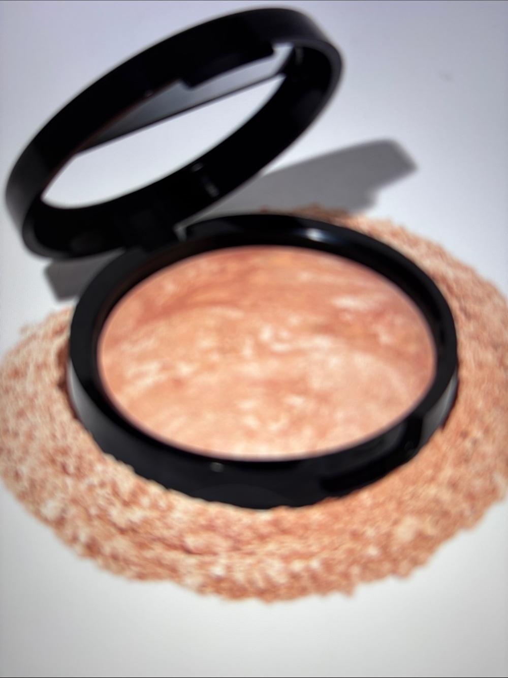 Laura Geller Baked Balance-N-Brighten Color Correcting Foundation Light NEW